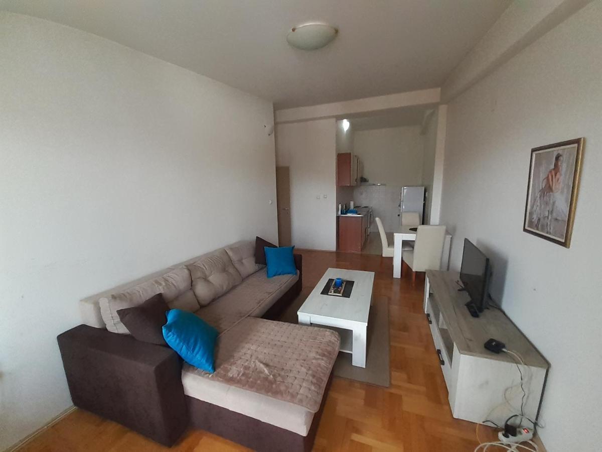 Ballet Apartament Skopje Exterior photo
